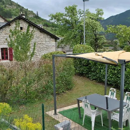 La Belugue Et Le Vignou Casa de Férias Prades (Lozere)